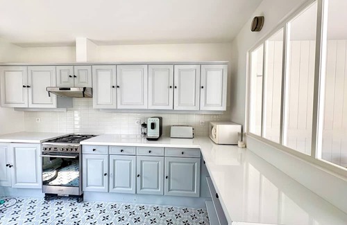 Auray Appartement | Large duplex with garden in Auray town center