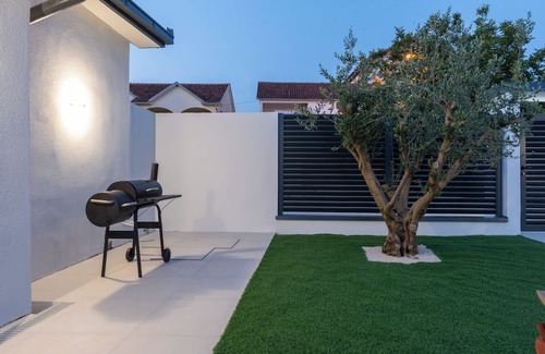 Zavala Villa | Šarmantna vila s prekrasnim pogledom i grijanim bazenom u blizini Međugorja