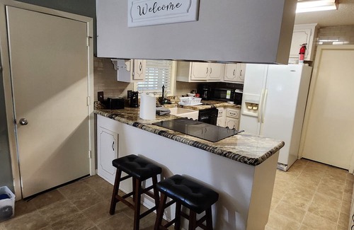Valdosta Maison | Welcome To the Ranch at White Water- Charming home on 5 acres with event patio.
