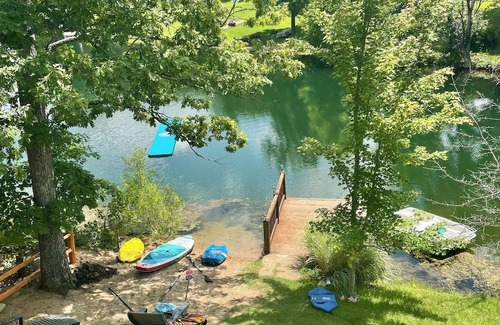 Bonne Terre Maison | Serene retreat with lake views. Long-term rental and family friendly.