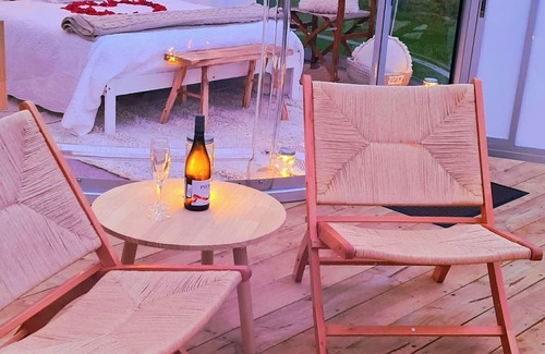 Mount Vincent Maison | The Hunter Valley Star Gazing Bubble Hotel.the only one of its kind in NSW