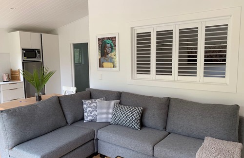 Piha Maison | "Ruruwai" Perfect Piha Beach getaway