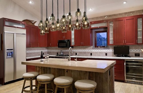 Basalt Maison | Beautiful & Spacious Basalt Home with Mountain Views