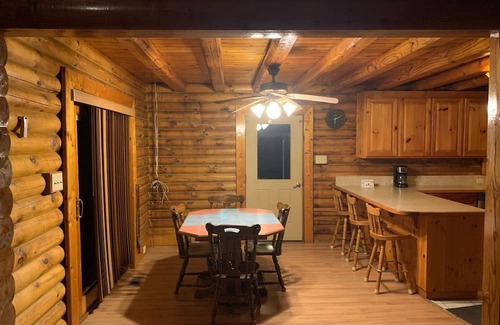 Pinetown Cabine | Majestic Tranquil 3-bedroom cabin for a relaxing getaway