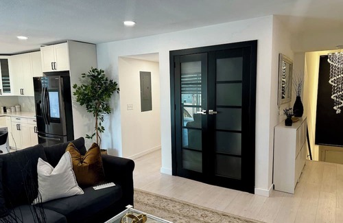 Powderhorn Maison | Modern house in heart of Minneapolis, All the amenities, No Clean Fee