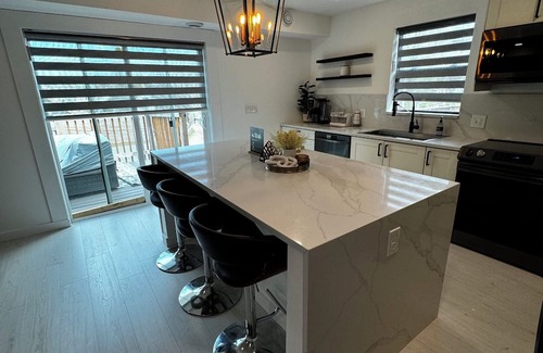 Powderhorn Maison | Modern house in heart of Minneapolis, All the amenities, No Clean Fee
