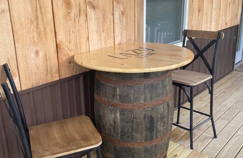 Wallingford Maison | Lazy Lake Cabin 1! Pet Friendly