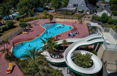 Plobannalec-Lesconil Maison | Camping 3 étoiles - Parc aquatique - eeeech
