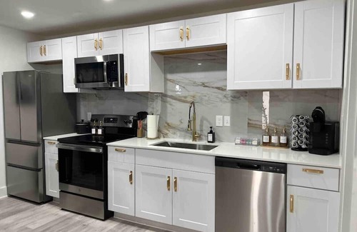 Old East Dallas Appartement | 3 Miles to AA Center W/King Bed & Free Parking