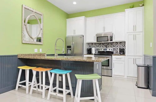 South Padre Island Copropriété | Coral Cave Luxury Condo! Enjoy the beach, pools, BBQs, and bay views.