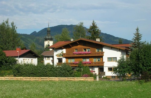 Tannheim Appartement | Vacation apartment 1 - Apartments Am Kirchacker