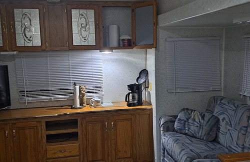 Cloquet Location De VR | Jayco n1 queen 2 doubles lots of living space AC furnace wifi 2tvs fridge stove