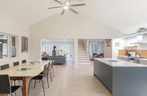 Rindge Maison | Lake House on walking trail, 10 minutes from Mt. Monadnock.