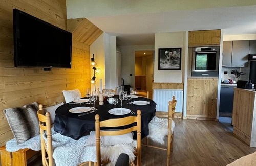 Tignes le Lac Appartement | Ski-in ski-out garage superb Duplex view 8 people bright 3 bedrooms 2 bathrooms
