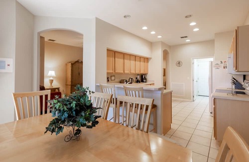Highlands Reserve Maison | Cozy 4Bed Pool Home with Spa-246BD