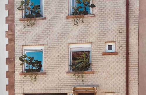 Valmont Maison | L'INDUSTRIE DE MARIE COMME A LA GARE
