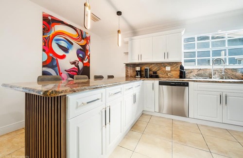 Westchester Maison | Le Femme Paradise/Heated Pool/Game Room! n