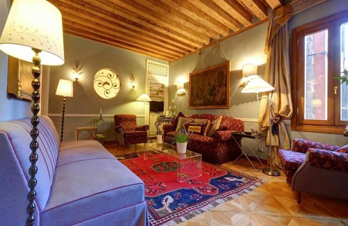 Isola San Giorgio Maggiore Appartement | Bell Tower at the Rectory (Design House)