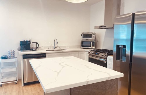 North Central Maison | Downtown 3B/3b kids friendly home in San Mateo