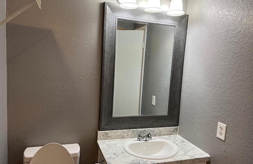 Shreveport Copropriété | 2-bedroom condo in lovely Shreveport with WiFi, AC