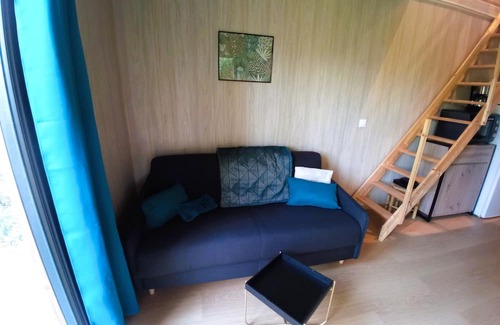 Montboillon Chalet De Ski | Chalet in the countryside, in the heart of a wooded garden.