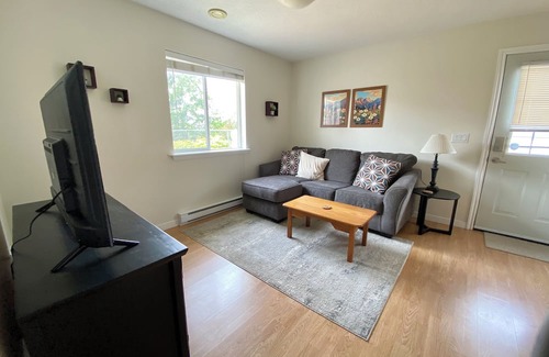 Vernon Maison | Clean and Bright One Bedroom Basement Suite with separate entrance