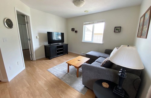 Vernon Maison | Clean and Bright One Bedroom Basement Suite with separate entrance