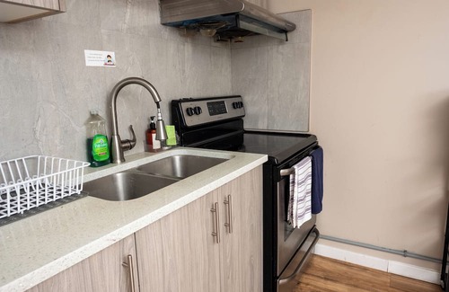 Varsity Maison | Cozy 3BD Basement Suite, 1 Bath in Varsity