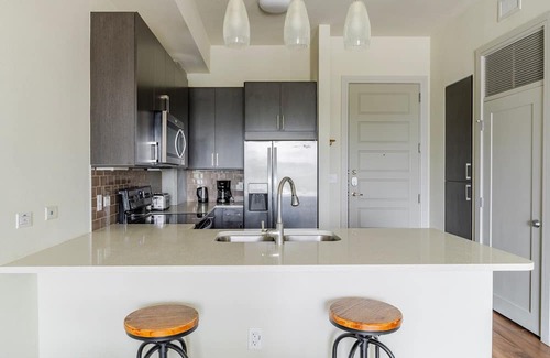 West End Appartement | Blueground | Downtown Austin, pool, nr Congress