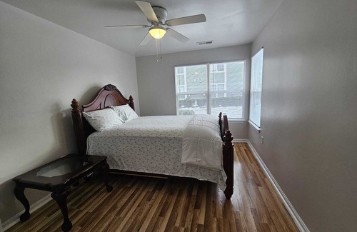 Mount Vernon Copropriété | Cozy 1-bedroom condo in wonderful Alexandria with WiFi, AC, Free Parking