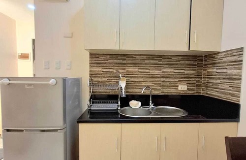 Ermita Night District Appartement | Luxury 1-bedroom apartment with Manila Bayviews with AC, Pool, Balcony, Netflix