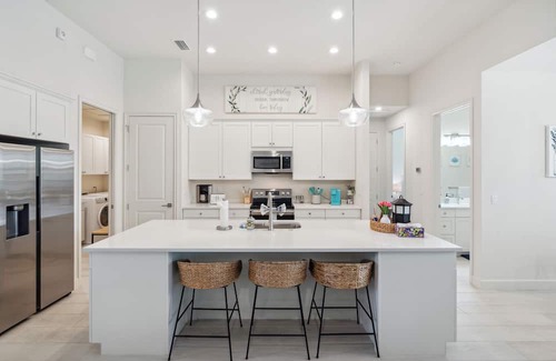Pelican Maison | Casamego wants to know; Who Needs a Hotel?