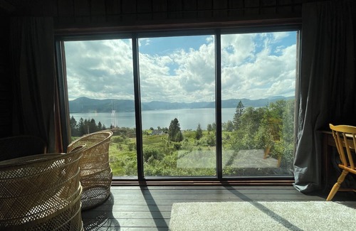Fiskabygd Cabine | Stunning fiord panorama view off-grid forest cabin