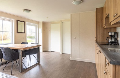 Wagenborgen Maison | Stunning home in Wagenborgen with WiFi