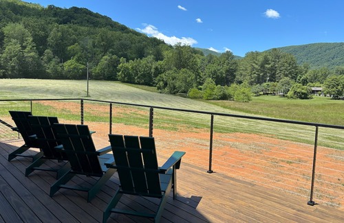 Afton Maison | Newly Built Custom 3-Bedroom Retreat in Scenic Afton – AC & WiFi Included