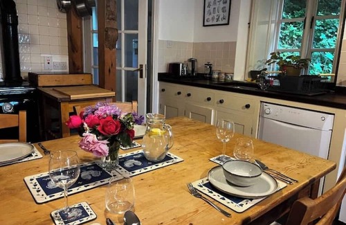 Slane Cottage | Riverside Cottage in the magical Brú na Bóinne