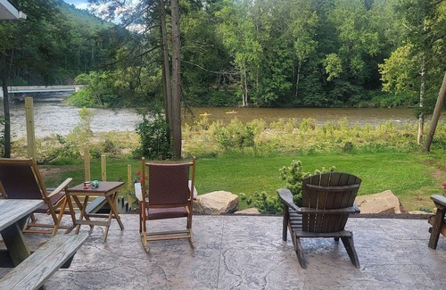 Bodines Maison | Almost Heaven on the Loyalsock Creek.