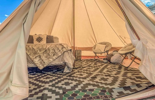Palisades Location De VR | The willow boho tent