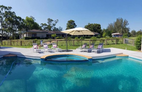 Lovedale Maison | Burncroft Guesthouse