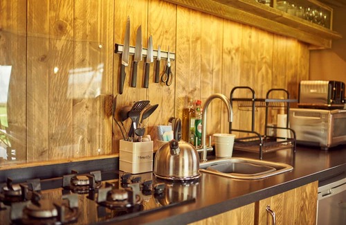 Glastonbury Cabine | Pippin, set in a peaceful orchard just ten minutes from Glastonbury
