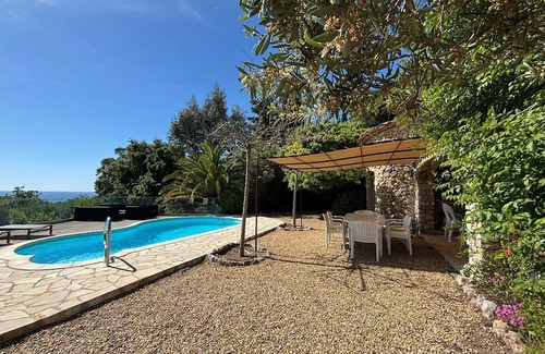 Les Issambres Maison | Superb pool villa with sea view in Les Issambres (83) for vacations with family or friends!