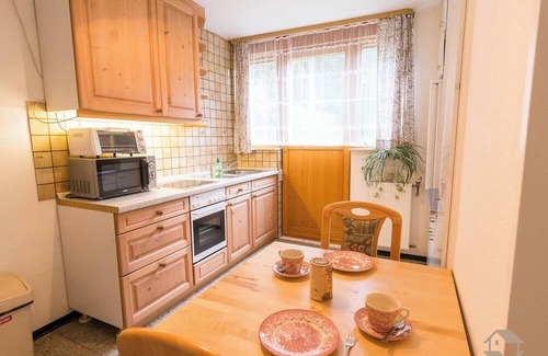 Altensteig Appartement | Apartment 'Ferienwohnung' with Shared Terrace, Balcony and Wi-Fi