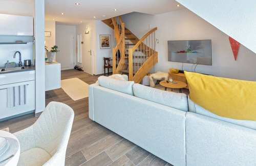 Westeraccumersiel Appartement | Experience happy times - live centrally, enjoy peace and quiet