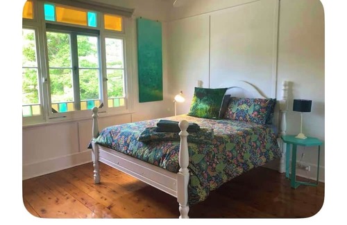 Kiama Autre | Beautiful renovated pet friendly farmhouse in the rolling green hills of Kiama