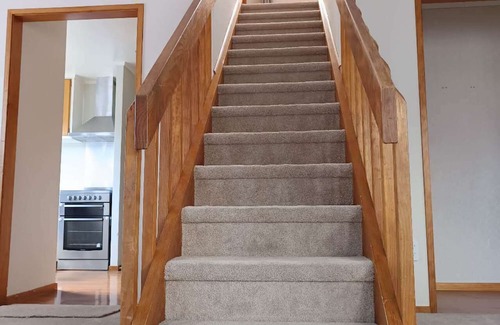 Glenfield Maison | Cosy and Budget room in a vintage house located at Northshore, Auckland