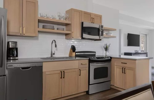 Galloway Maison | Marriott's Fairway Villas 2BR