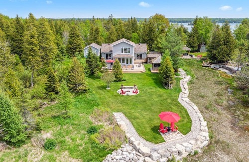 South Bruce Peninsula Cottage | Stunning Waterfront Retreat - Pike Bay