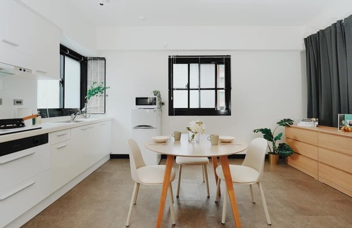Zhongshan Appartement | Charming 1-bedroom apartment in fabulous Taipei City with AC, WiFi