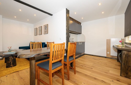 Buetzow Appartement | Apartment 'Vierburg Bützow' with Shared Terrace, Private Garden and Wi-Fi