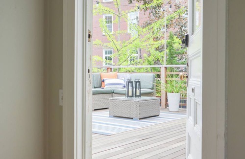 West End Appartement | Amazing West End apartment walkable to downtown and the waterfront.